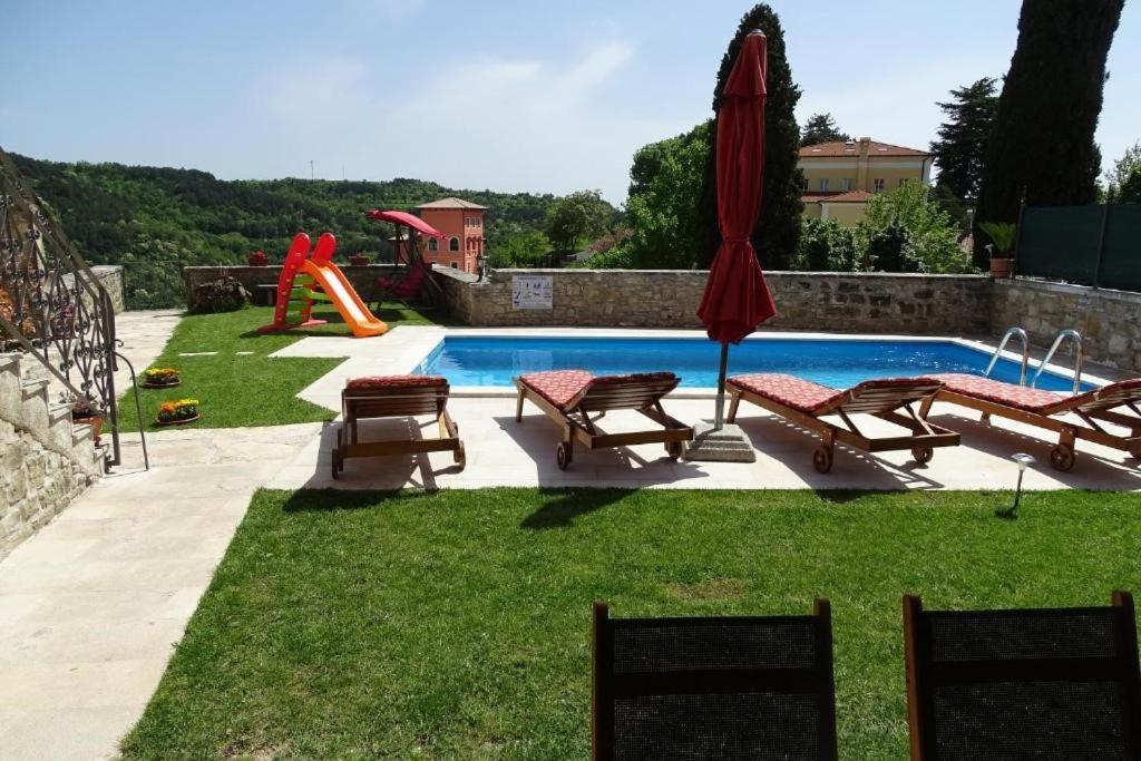 Villa Letizia Oprtalj ภายนอก รูปภาพ